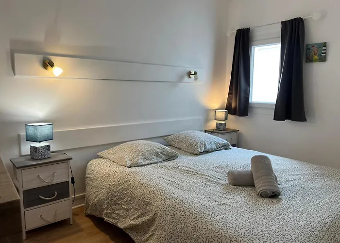 Ღ Ecumea - T4 Avec Piscine & Wifi, Proche Plage